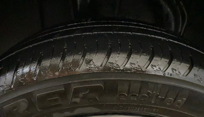 2021 Nissan MAGNITE XV MT, Petrol, Manual, 16,086 km, Right Rear Tyre Tread