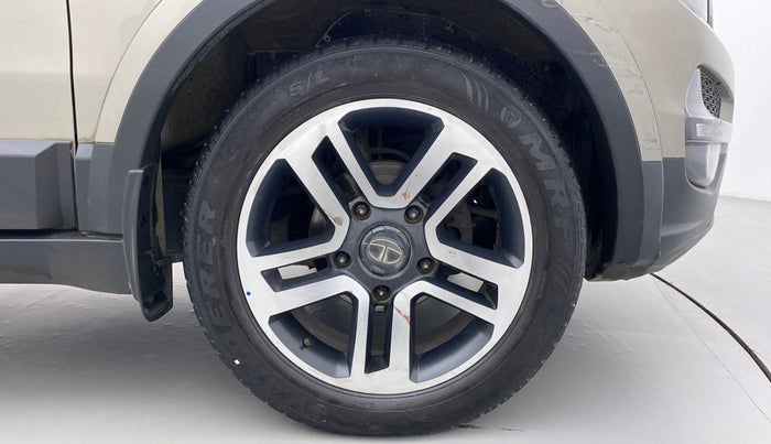 2018 Tata Hexa Varicor 400 XTA, Diesel, Automatic, 62,926 km, Right Front Wheel