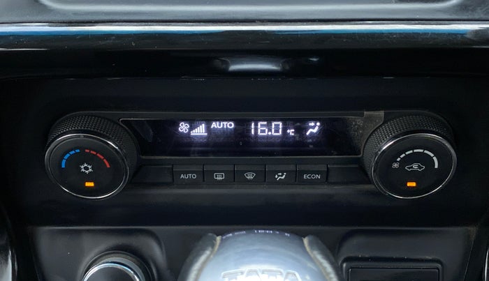 2018 Tata Hexa Varicor 400 XTA, Diesel, Automatic, 62,926 km, Automatic Climate Control