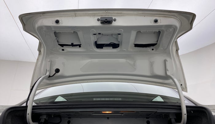 2019 Volkswagen Ameo COMFORTLINE 1.0L, Petrol, Manual, 46,451 km, Boot Door Open