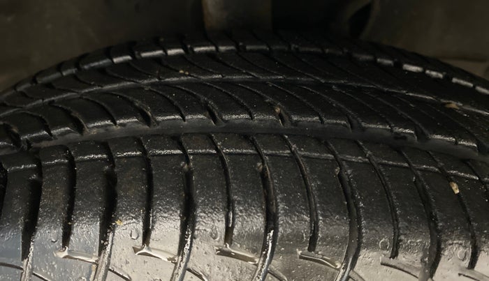 2019 Maruti New Wagon-R VXI 1.2L, Petrol, Manual, 3,693 km, Right Front Tyre Tread