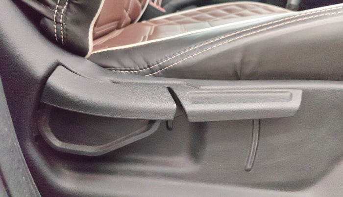 2021 Hyundai VENUE SX PLUS 1.0 TURBO DCT, Petrol, Automatic, 90,189 km, Driver Side Adjustment Panel