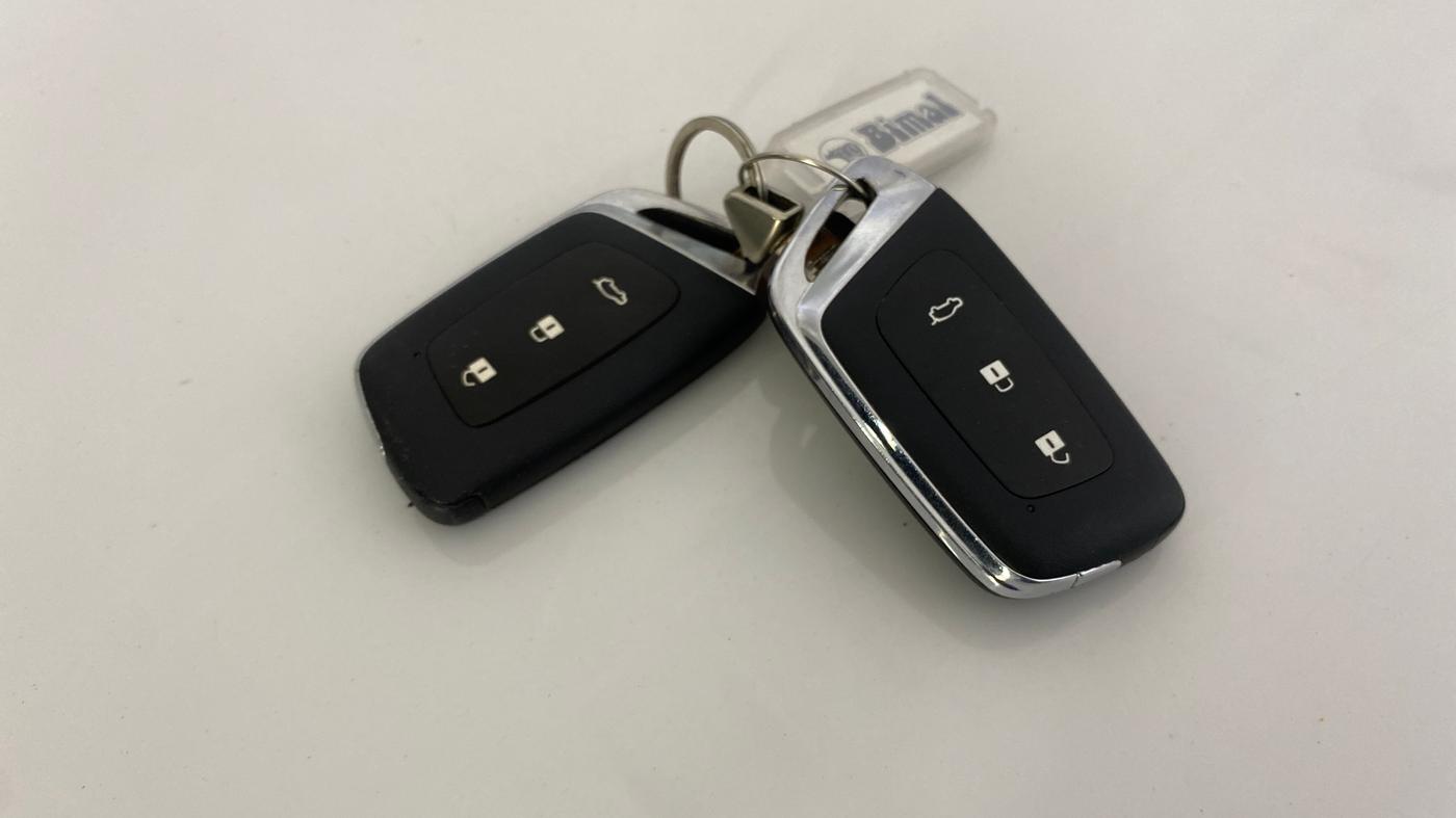 2022 MG HECTOR SHARP 1.5 PETROL CVT, Petrol, Automatic, 33,533 km, Key Close Up
