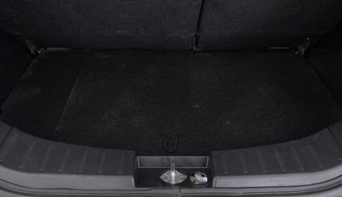 2013 Maruti Wagon R 1.0 VXI, Petrol, Manual, 40,451 km, Boot Inside