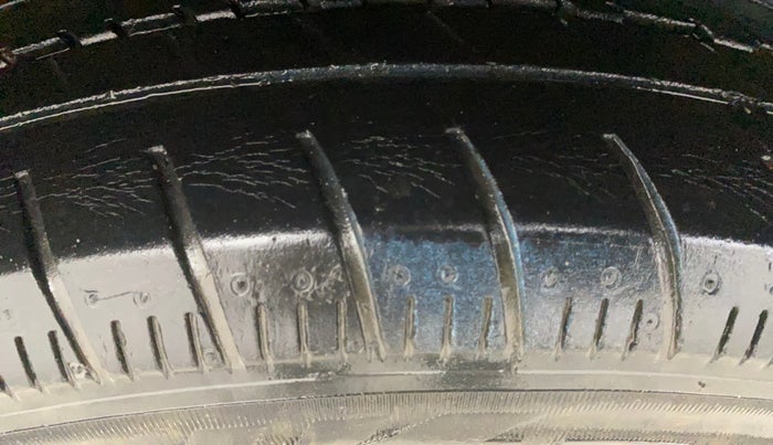 2018 Maruti Celerio ZXI, Petrol, Manual, 67,365 km, Right Rear Tyre Tread