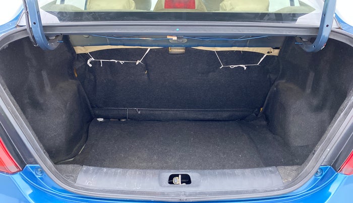 2013 Maruti Swift Dzire VXI 1.2 BS IV, Petrol, Manual, 1,05,555 km, Boot Inside View