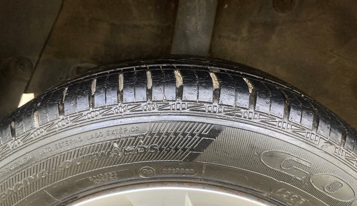 2014 Hyundai Grand i10 MAGNA 1.2 KAPPA VTVT, Petrol, Manual, 11,024 km, Right Rear Tyre Tread