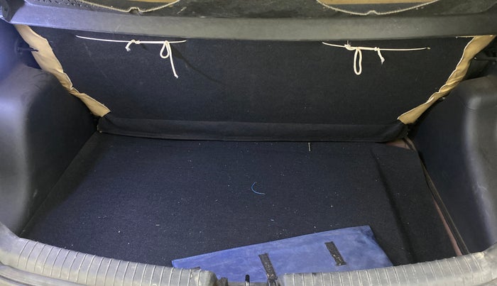 2014 Hyundai Grand i10 MAGNA 1.2 KAPPA VTVT, Petrol, Manual, 11,024 km, Boot Inside