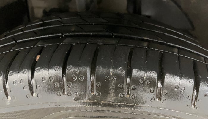 2024 Tata Curvv Creative Plus S 1.2 Petrol 7DCA, Petrol, Automatic, 20,055 km, Right Front Tyre Tread