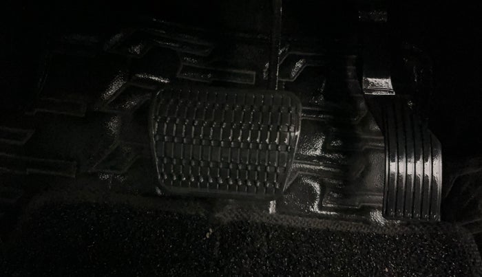 2024 Tata Curvv Creative Plus S 1.2 Petrol 7DCA, Petrol, Automatic, 20,055 km, Pedals