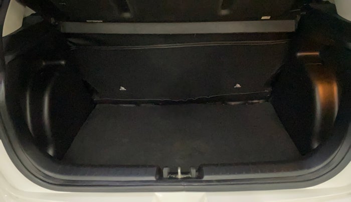 2020 Hyundai VENUE SX 1.0 TURBO IMT, Petrol, Manual, 56,077 km, Boot Inside