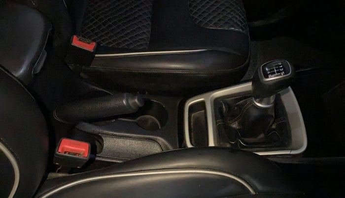 2020 Hyundai VENUE SX 1.0 TURBO IMT, Petrol, Manual, 56,077 km, Gear Lever