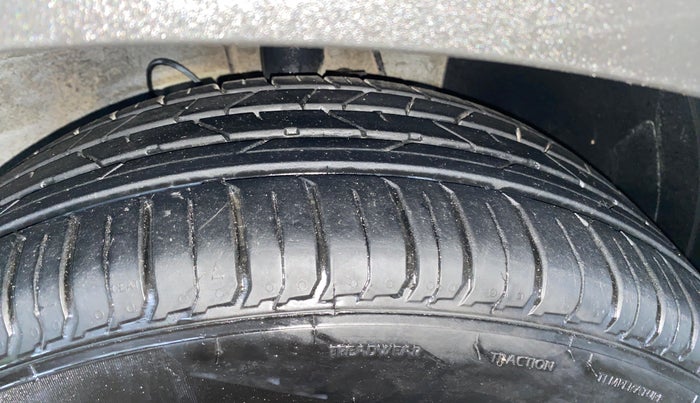 2020 Hyundai VENUE SX 1.0 TURBO IMT, Petrol, Manual, 56,077 km, Right Front Tyre Tread