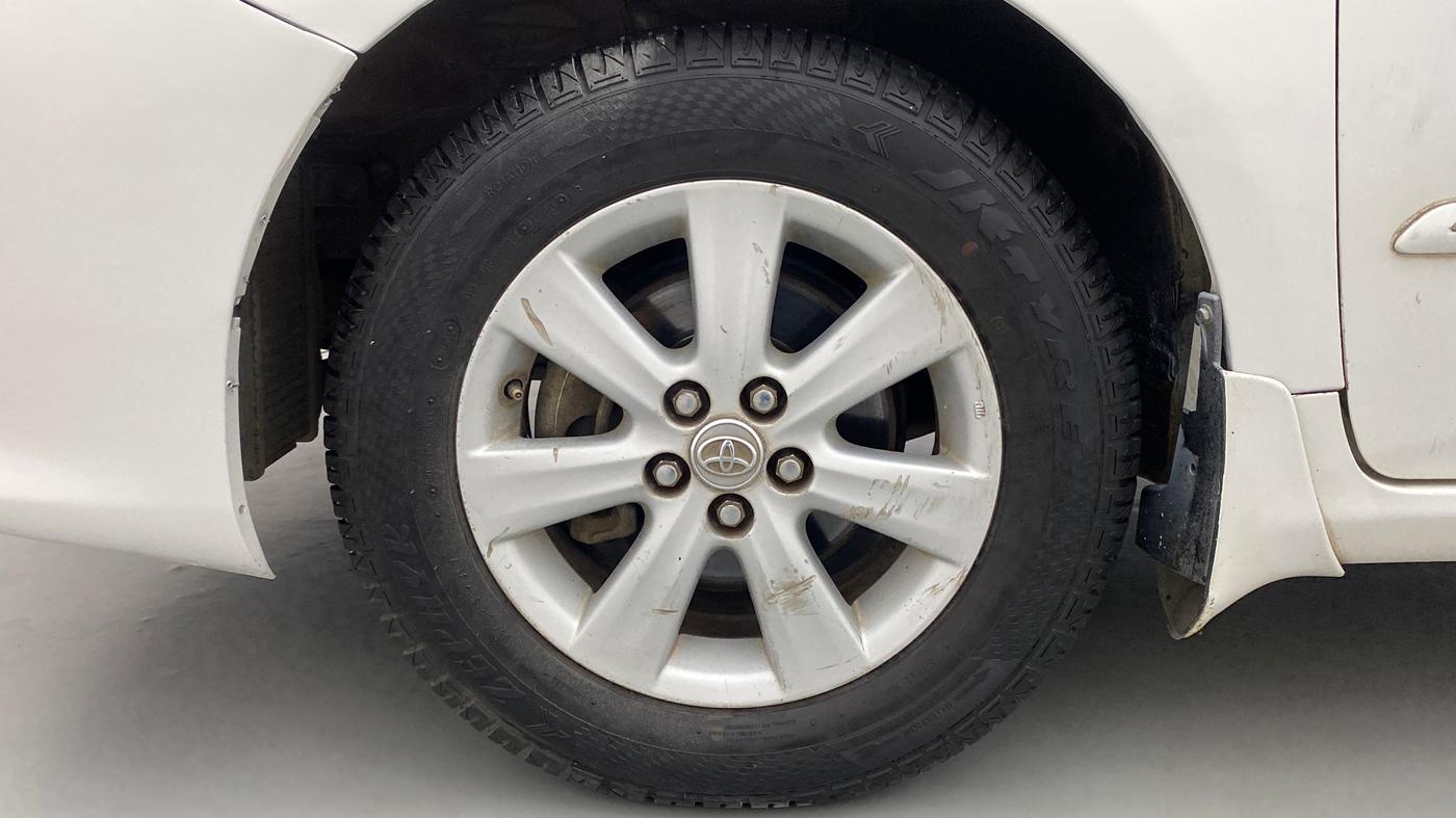 2010 Toyota Corolla Altis G DIESEL, Diesel, Manual, 51,139 km, Left Front Wheel