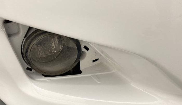 2010 Toyota Corolla Altis G DIESEL, Diesel, Manual, 51,139 km, Right fog light - Fog Light cover missing
