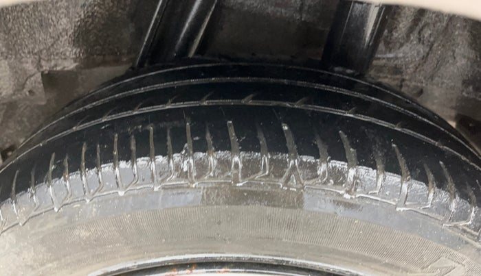 2016 Honda Jazz 1.2L I-VTEC SV, Petrol, Manual, 57,066 km, Left Rear Tyre Tread