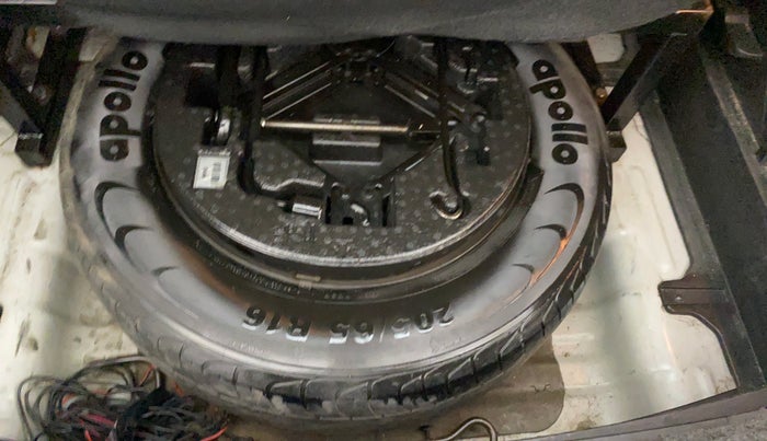 2018 Hyundai Creta E PLUS 1.6 PETROL, CNG, Manual, 47,131 km, Spare Tyre