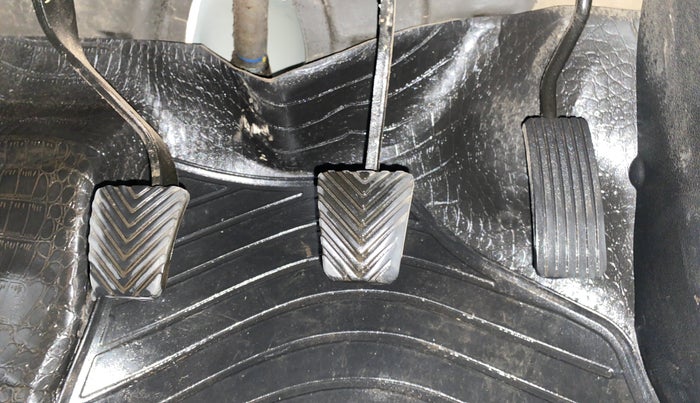 2018 Hyundai Creta E PLUS 1.6 PETROL, CNG, Manual, 47,131 km, Pedals