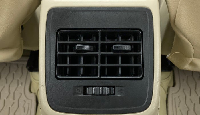 2017 Maruti Dzire VXI, Petrol, Manual, 8,733 km, Rear AC Vents