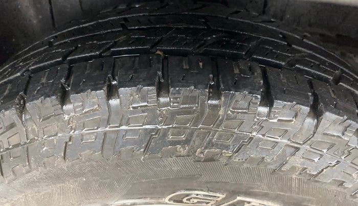 2023 Mahindra BOLERO NEO N10 R, Diesel, Manual, 70,777 km, Right Rear Tyre Tread