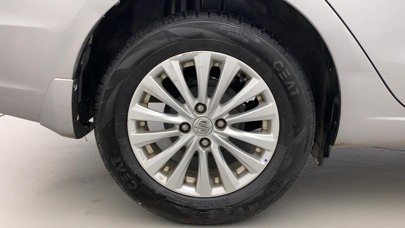 2019 Maruti Ciaz DELTA 1.5 SHVS MT PETROL, Petrol, Manual, 69,667 km, Right Rear Wheel