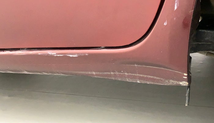 2013 Honda Amaze 1.2L I-VTEC S, Petrol, Manual, 30,322 km, Left running board - Slightly dented