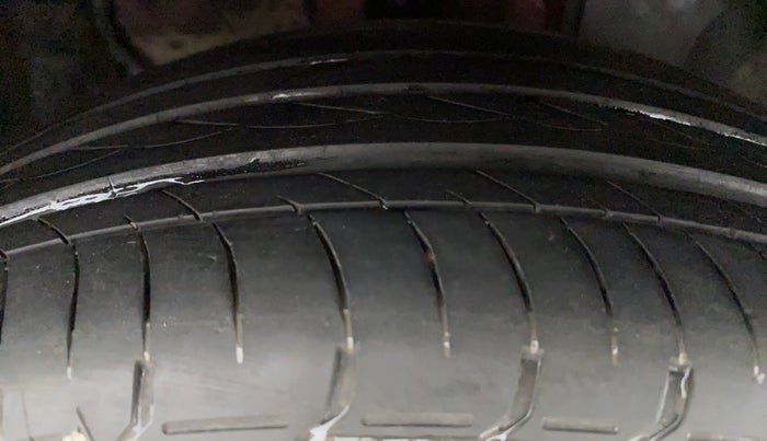 2019 Honda Civic ZX CVT PETROL, Petrol, Automatic, 45,604 km, Right Front Tyre Tread