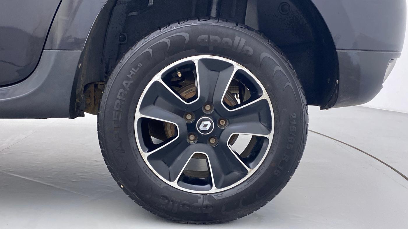2017 Renault Duster RXZ DIESEL 110, Diesel, Manual, 23,917 km, Left Rear Wheel
