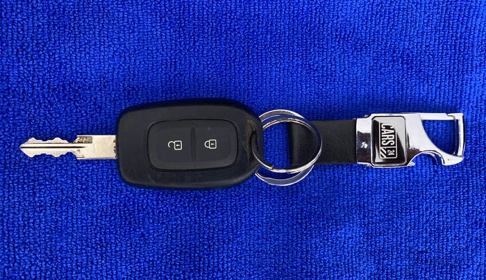 2017 Renault Duster RXZ DIESEL 110, Diesel, Manual, 23,917 km, Key Close Up