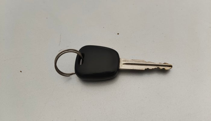 2016 Maruti Alto 800 LXI, Petrol, Manual, 56,363 km, Key Close Up