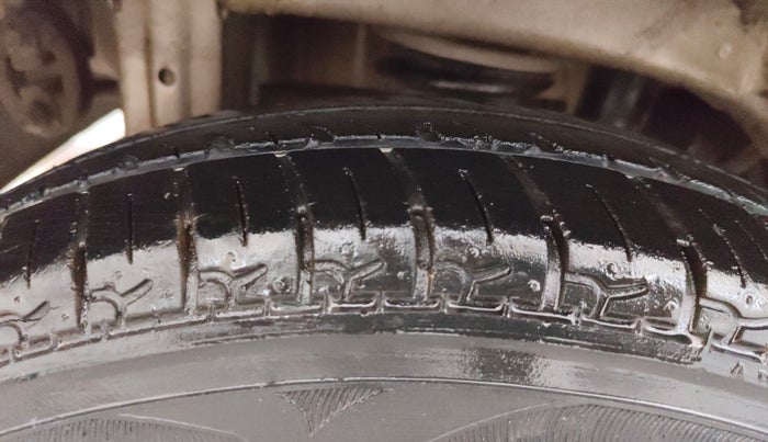 2016 Maruti Alto 800 LXI, Petrol, Manual, 56,363 km, Right Rear Tyre Tread
