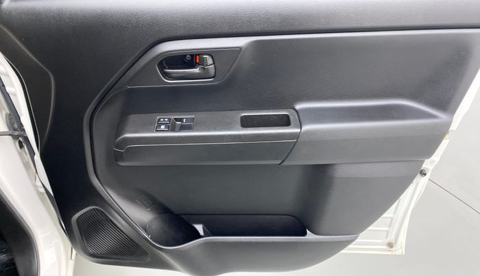 2019 Maruti New Wagon-R LXI (O) 1.0, Petrol, Manual, 15,134 km, Driver Side Door Panels Control