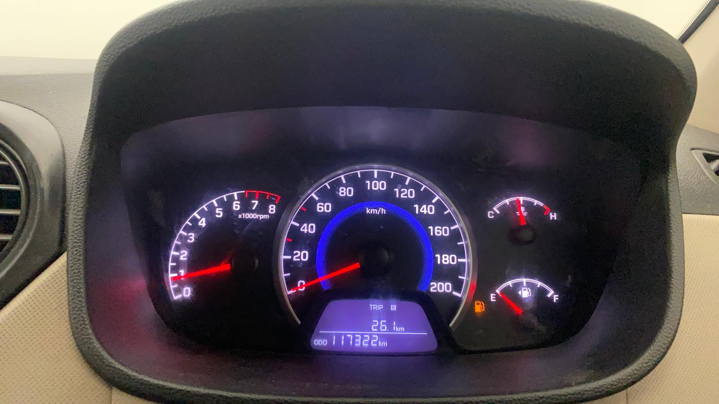 2017 Hyundai Grand i10 MAGNA 1.2 KAPPA VTVT, Petrol, Manual, 1,17,296 km, Odometer Image