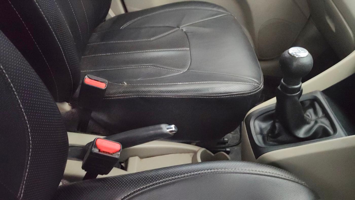 2015 Maruti Celerio VXI, Petrol, Manual, 25,471 km, Gear Lever