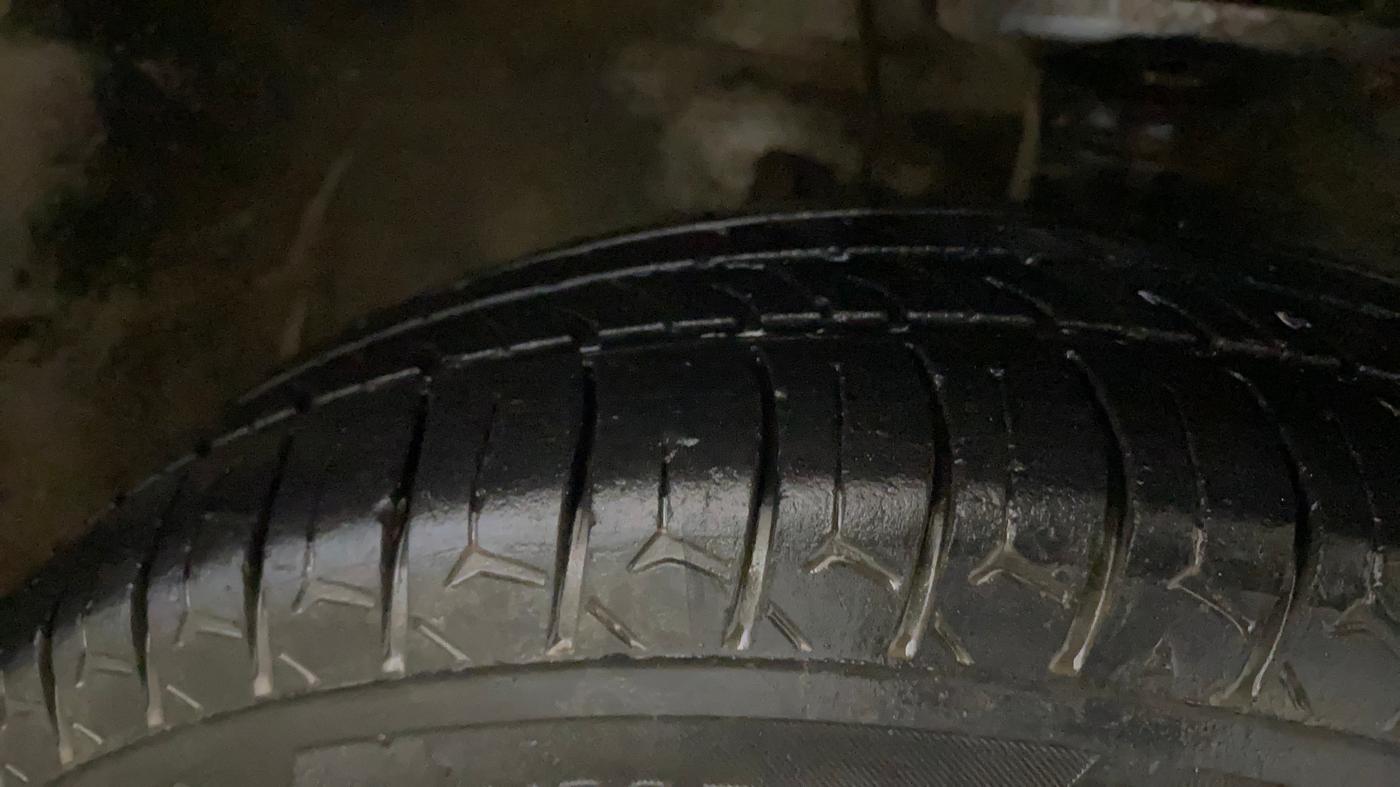 2018 Maruti Wagon R 1.0 LXI CNG, CNG, Manual, 50,979 km, Right Front Tyre Tread