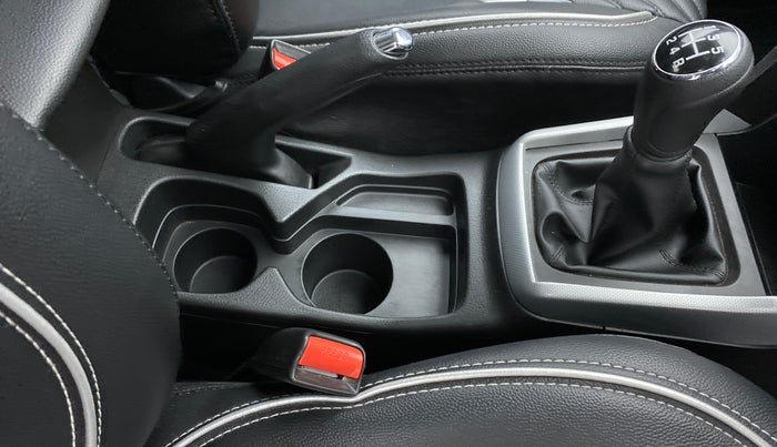 2022 Maruti Vitara Brezza ZXI, Petrol, Manual, 9,173 km, Gear Lever