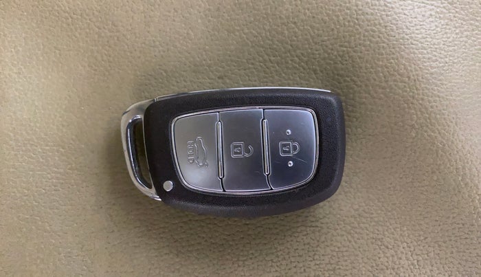 2014 Hyundai Grand i10 SPORTZ 1.2 KAPPA VTVT, Petrol, Manual, 25,663 km, Key Close Up