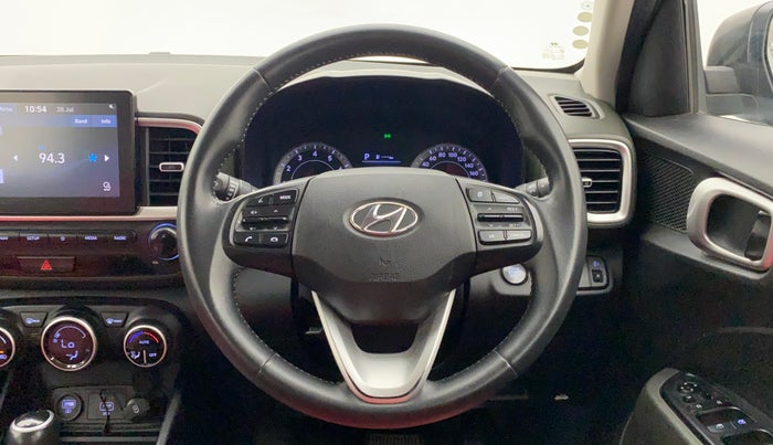 2019 Hyundai VENUE SX PLUS 1.0 TURBO DCT, Petrol, Automatic, 1,17,339 km, Steering Wheel Close Up