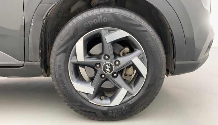 2019 Hyundai VENUE SX PLUS 1.0 TURBO DCT, Petrol, Automatic, 1,17,339 km, Right Front Wheel