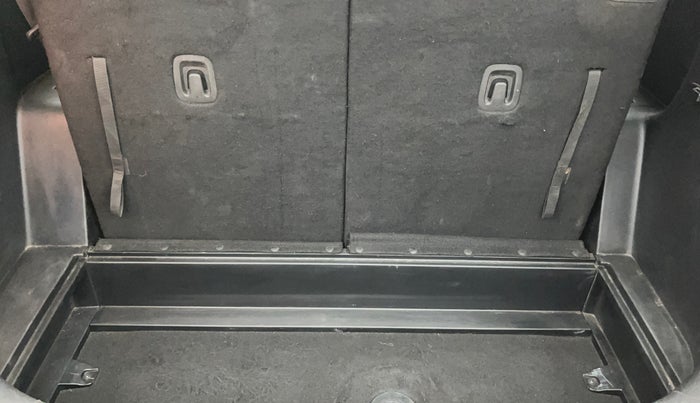 2023 KIA CARENS LUXURY PLUS 1.5 DIESEL AT 7 STR, Diesel, Automatic, 47,489 km, Boot Inside