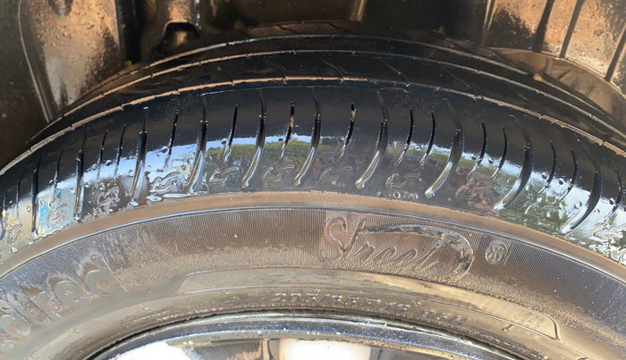 2023 Mahindra XUV300 W4 1.5 DIESEL, Diesel, Manual, 43,274 km, Left Rear Tyre Tread