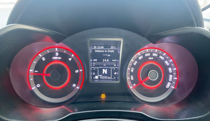 2023 Mahindra XUV300 W4 1.5 DIESEL, Diesel, Manual, 43,274 km, Odometer Image