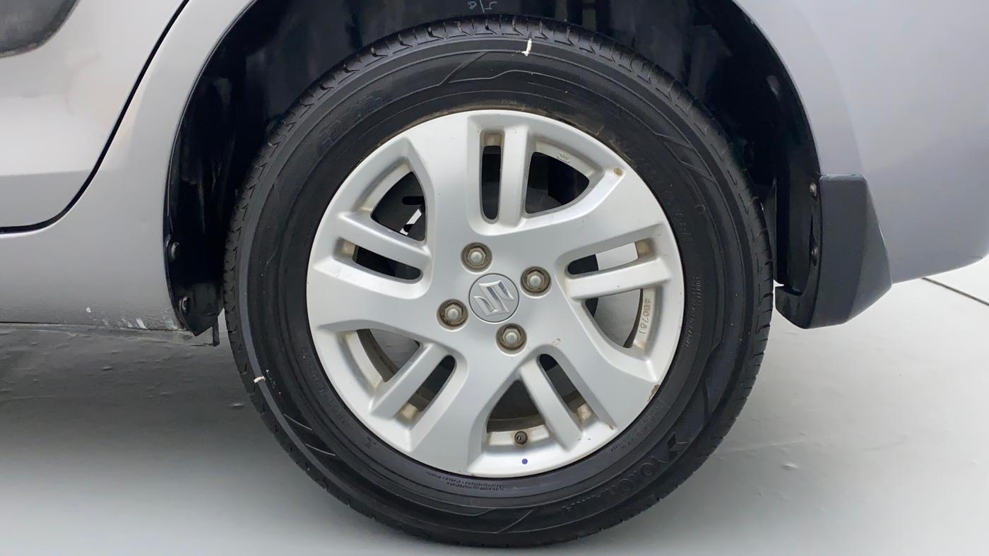 2013 Maruti Swift Dzire ZDI, Diesel, Manual, 24,717 km, Left Rear Wheel