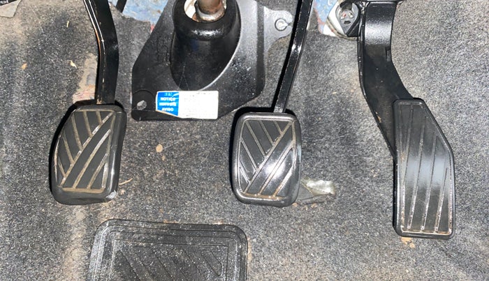 2017 Maruti IGNIS DELTA 1.2, Petrol, Manual, 83,468 km, Pedals