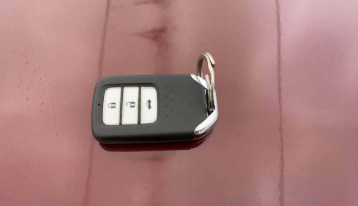 2016 Honda City 1.5L I-VTEC VX (O) MT, Petrol, Manual, 73,026 km, Key Close Up