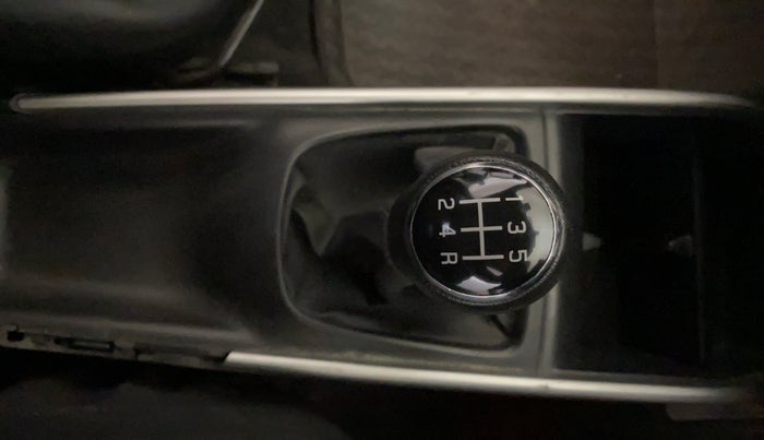 2020 Maruti Baleno ZETA PETROL 1.2, Petrol, Manual, 95,725 km, Gear Lever