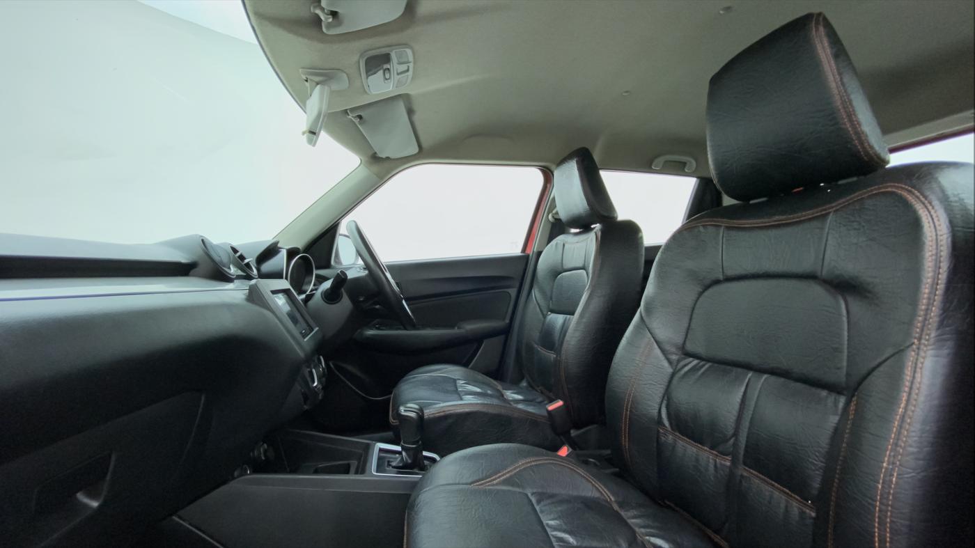 2018 Maruti Swift VXI AMT D, Petrol, Automatic, 60,498 km, Right Side Front Door Cabin