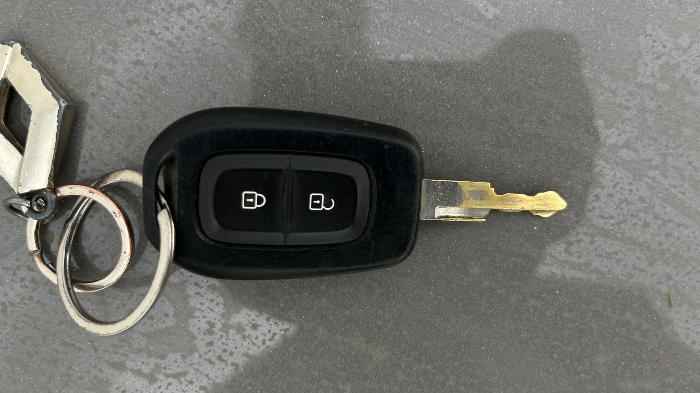 2019 Renault Kwid RXL, Petrol, Manual, 75,994 km, Key Close Up