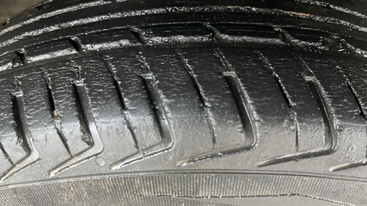 2019 Renault Kwid RXL, Petrol, Manual, 75,994 km, Right Front Tyre Tread