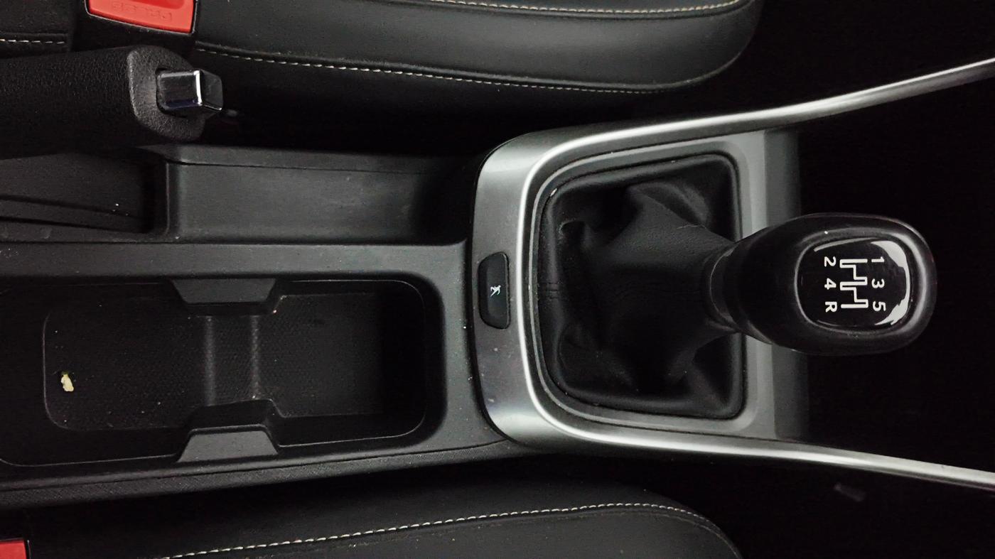 2023 Tata ALTROZ XZ PLUS PETROL, Petrol, Manual, 49,816 km, Gear Lever